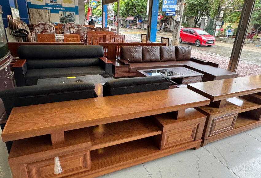 Các mẫu kệ tivi tại Showroom Nội thất Nguyệt Ánh